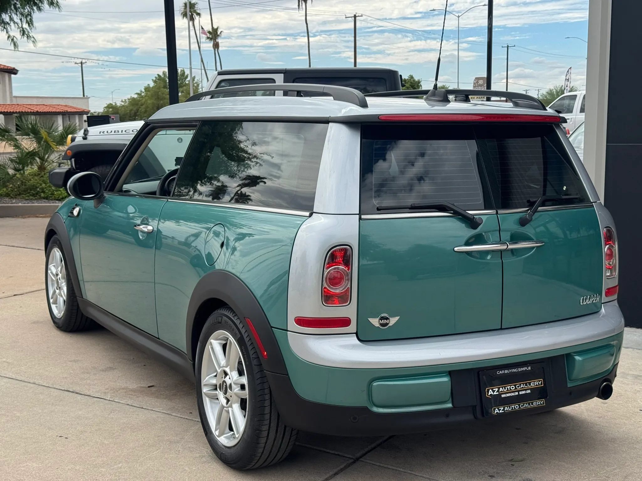 Used 2012 MINI Cooper Clubman FWD image 8