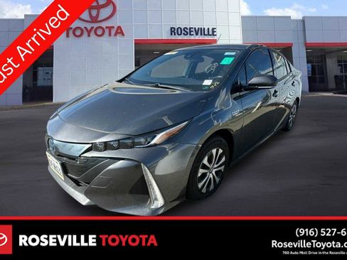 Used 2017 Toyota Prius Prime Plus image 1
