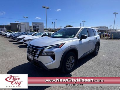 Used 2025 Nissan Rogue S