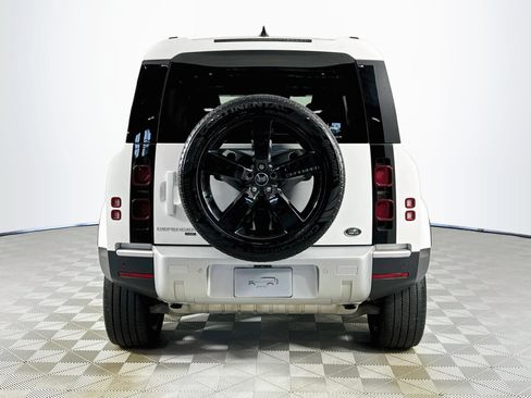 Used 2023 Land Rover Defender 110 SE AWD/4WD image 6