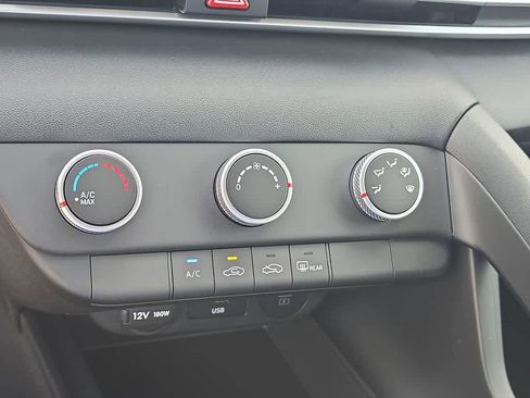 New 2026 Hyundai Elantra SE FWD image 30