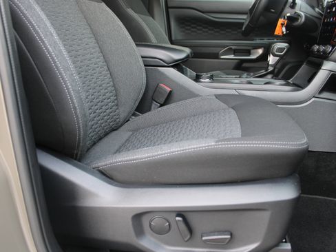 Used 2025 Ford Ranger XLT w/ Equipment Group 301A High image 17