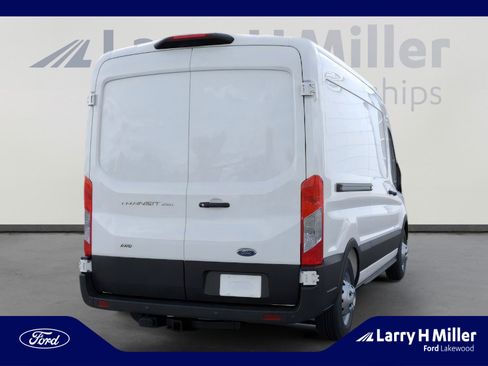 New 2025 Ford Transit 250 T250MRCARGOAWD image 8