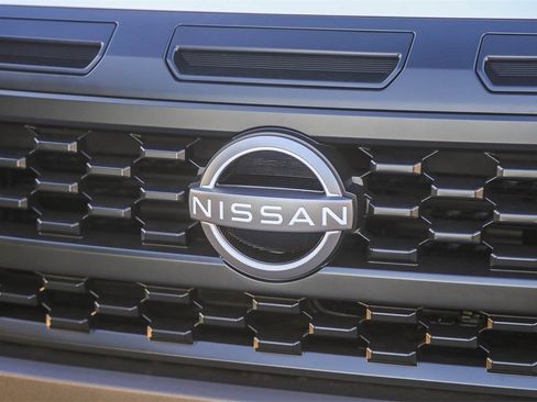 New 2026 Nissan Frontier S image 5