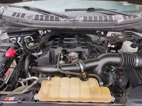 Used 2018 Ford F150 XLT w/ Equipment Group 302A Luxury image 22