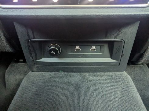 Used 2022 Audi Q7 Premium Plus image 23