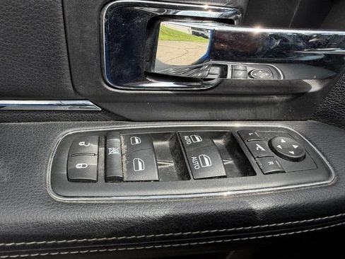 Used 2015 RAM 1500 Laramie w/ Convenience Group AWD/4WD image 16
