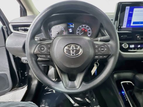 Used 2023 Toyota Corolla LE FWD image 18