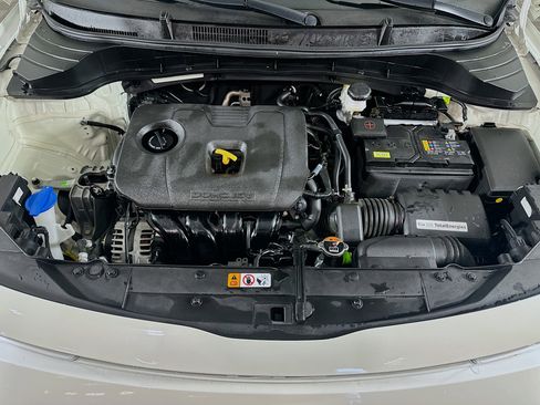 Used 2025 Kia Soul LX w/ LX Technology Package image 32