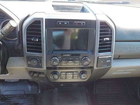 Used 2021 Ford F250 XL w/ STX Appearance Package AWD/4WD image 11