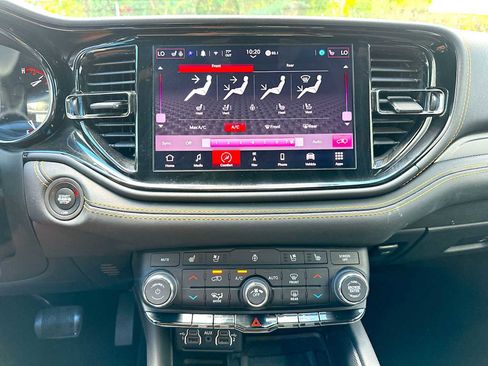 Used 2022 Dodge Durango R/T w/ Quick Order Package 22F image 17