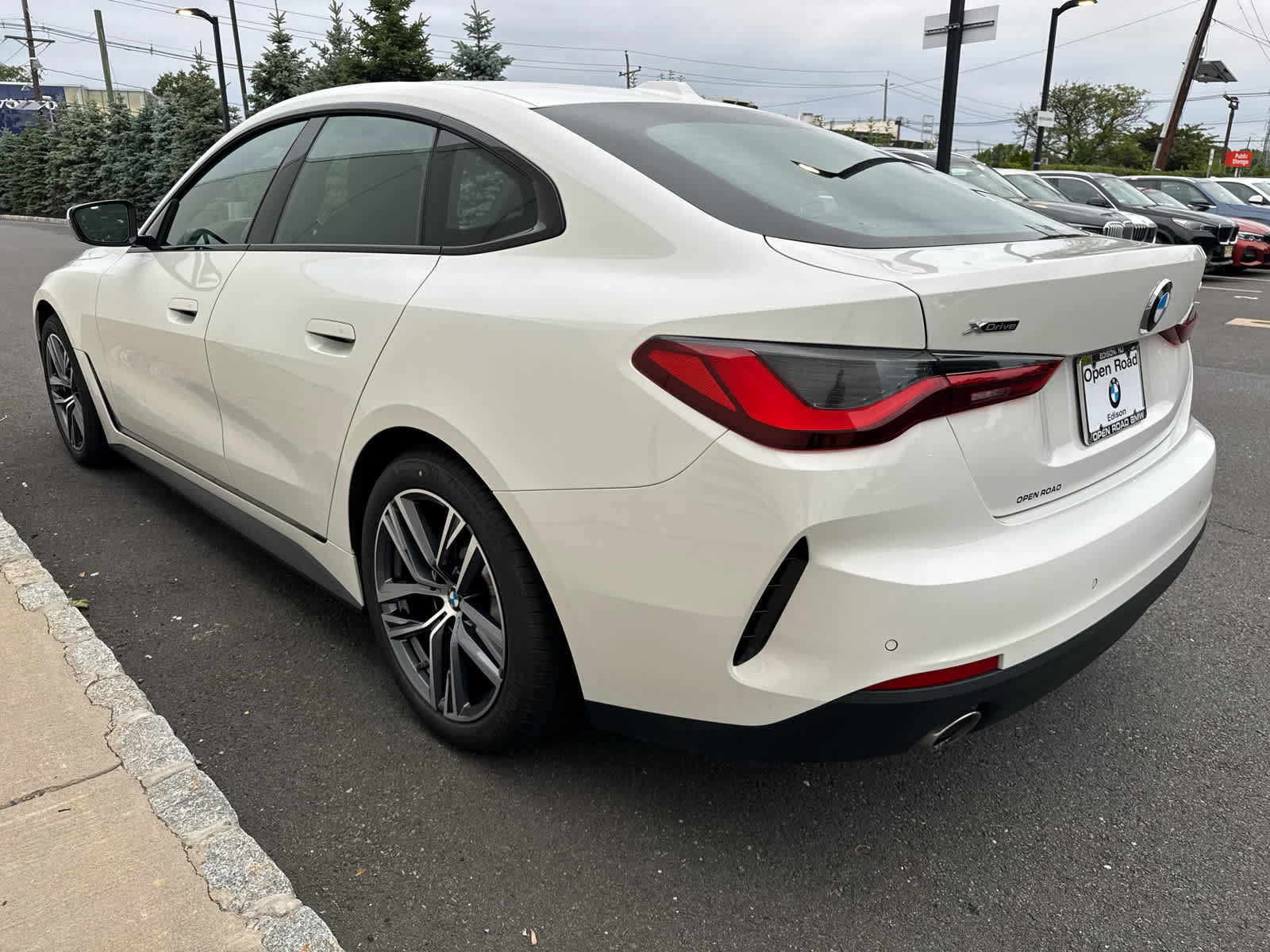 Used 2023 BMW 430i Gran Coupe xDrive w/ M Sport Package AWD/4WD image 8
