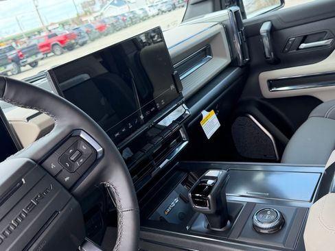 New 2026 GMC Hummer EV SUV AWD/4WD image 22