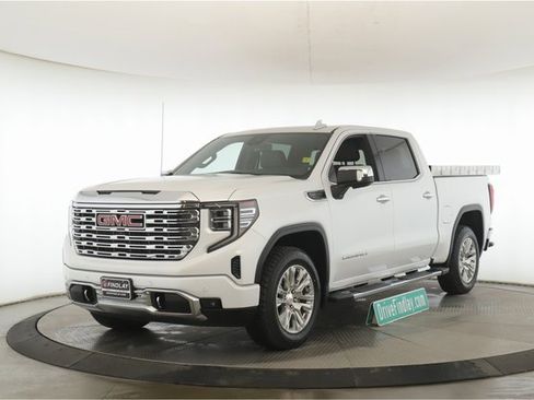 Used 2022 GMC Sierra 1500 Denali image 10