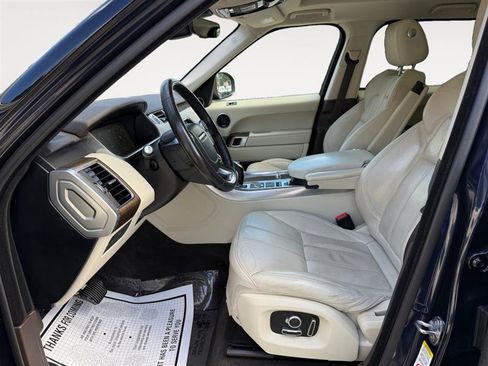 Used 2017 Land Rover Range Rover Sport HSE image 10