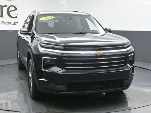 Used 2024 Chevrolet Traverse LT FWD image 53