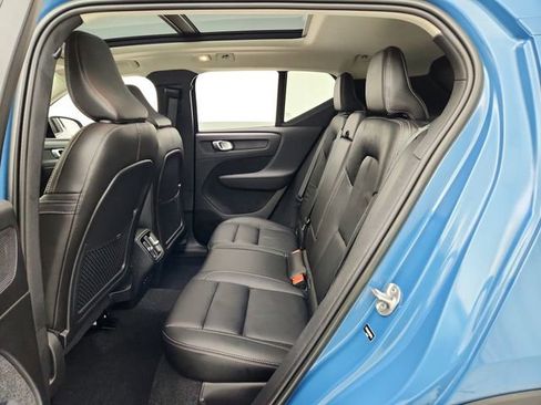 Used 2023 Volvo XC40 B5 Plus w/ Driver Assist Package image 26