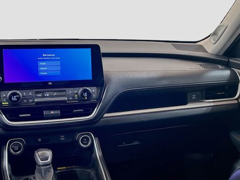 Used 2024 Toyota Grand Highlander FWD image 22