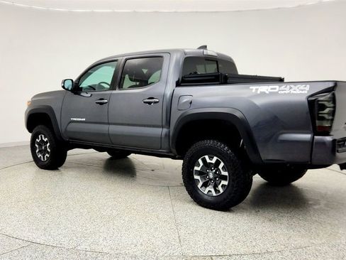 Used 2021 Toyota Tacoma TRD Off-Road w/ TRD Premium Off Road Package image 7