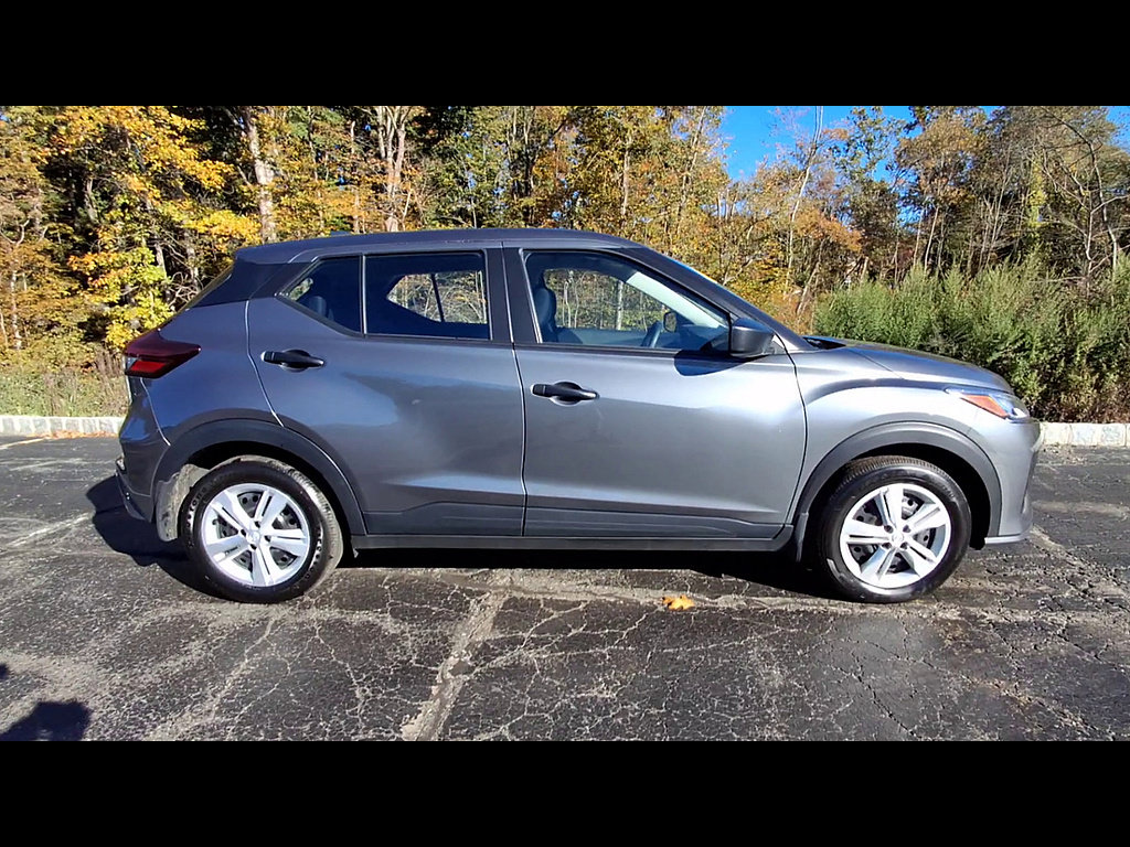 Certified 2025 Nissan Kicks Play S w/ Interior Electronics Package FWD image 9