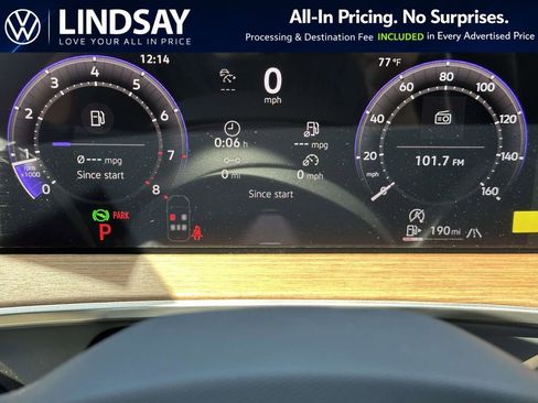 New 2026 Volkswagen Tiguan SEL R-Line AWD/4WD image 21