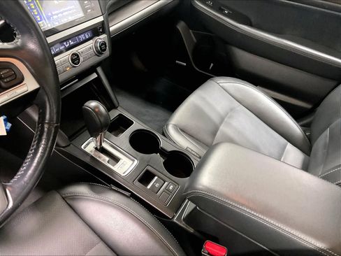 Used 2016 Subaru Legacy 3.6R Limited image 20
