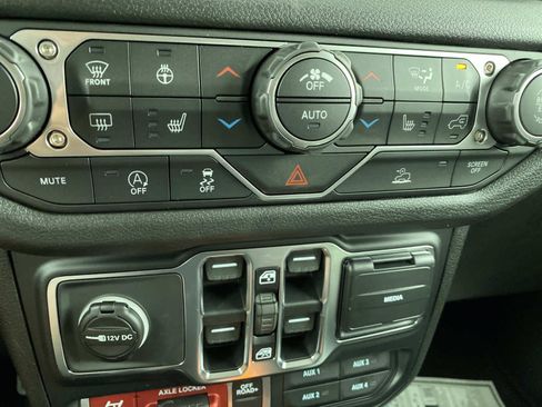 New 2026 Jeep Wrangler Unlimited Sport AWD/4WD image 11