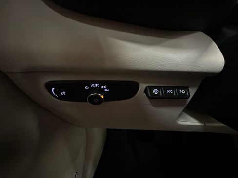 Certified 2023 Buick Envision Avenir AWD/4WD image 34