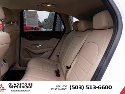 Used 2022 Mercedes-Benz GLC 300 4MATIC image 21