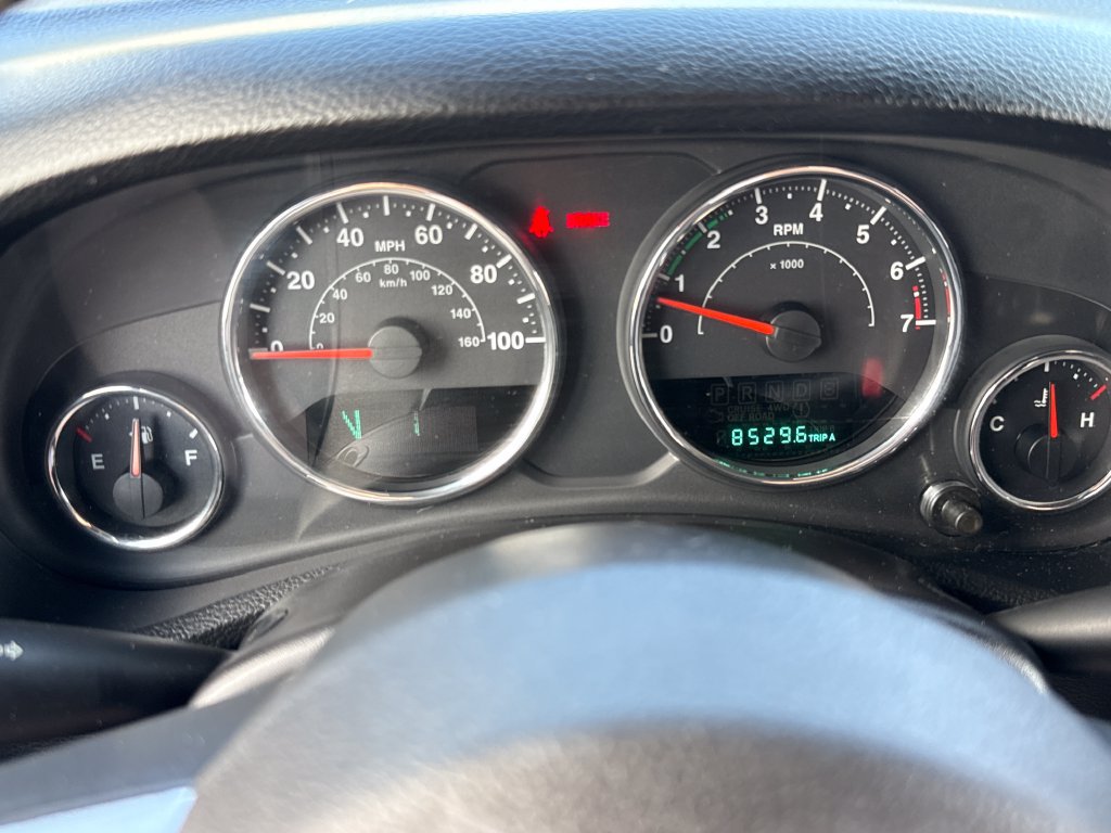 Used 2013 Jeep Wrangler Unlimited Sport AWD/4WD image 17