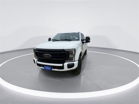 Certified 2022 Ford F250 Lariat w/ Tremor Off-Road Package image 4