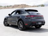 Certified 2022 Porsche Macan image 3