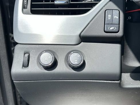 Used 2020 GMC Yukon SLE w/ SLE Value Package AWD/4WD image 15