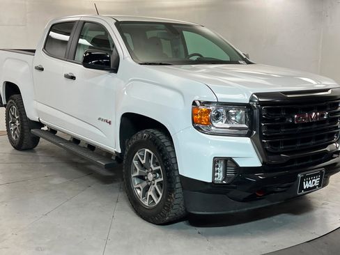 Used 2022 GMC Canyon AT4 w/ Trailering Package AWD/4WD image 8