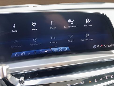 Used 2024 Cadillac Lyriq Sport image 24