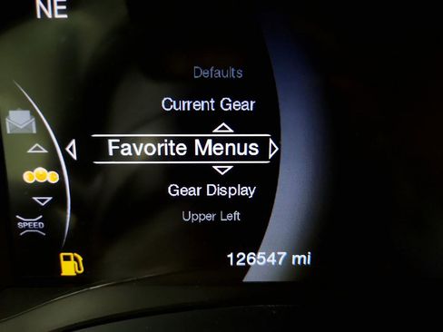 Used 2021 Jeep Grand Cherokee Limited w/ Sun & Sound Group image 18