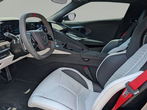 Used 2023 Chevrolet Corvette Stingray Premium Conv RWD image 15