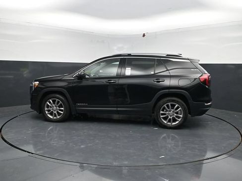 Used 2024 GMC Terrain SLT AWD/4WD image 4