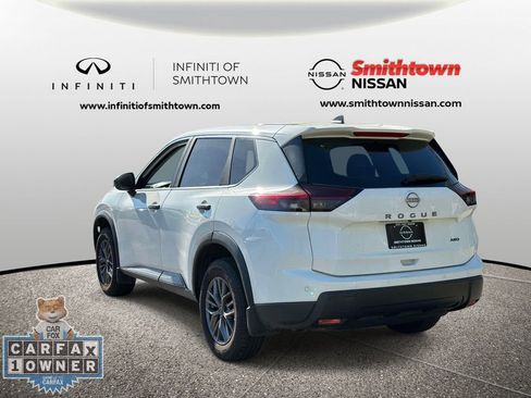 Used 2025 Nissan Rogue S AWD/4WD image 9
