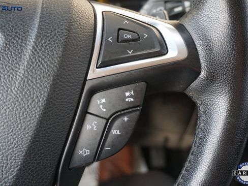 Used 2018 Ford Edge Titanium image 40