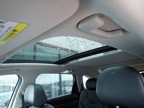 Certified 2021 Kia Sorento EX w/ Panoramic Sunroof Package image 12