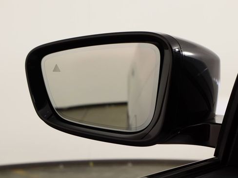 Used 2023 BMW i4 eDrive40 w/ M Sport Package image 46