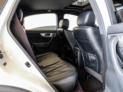 Used 2015 INFINITI QX70 2WD w/ Premium Package image 40