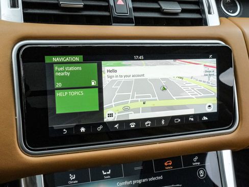 Used 2020 Land Rover Range Rover Sport SVR image 23