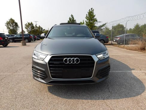 Used 2018 Audi Q3 2.0T Premium w/ Convenience Package AWD/4WD image 3