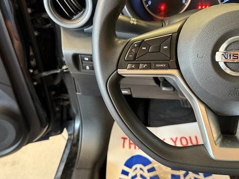 Used 2021 Nissan Kicks S FWD image 9