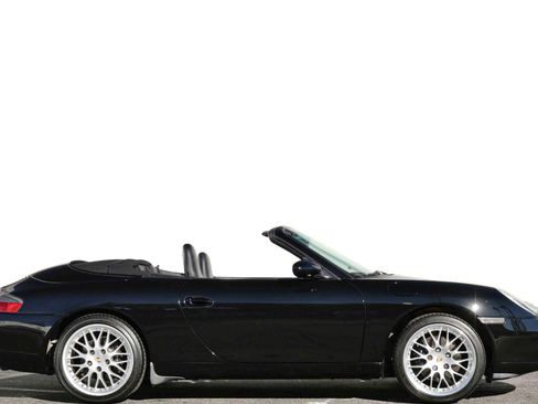 Used 2000 Porsche 911 Cabriolet image 2