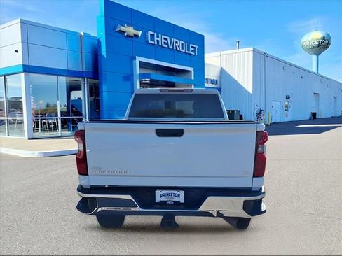 Used 2020 Chevrolet Silverado 2500 LT w/ Z71 Off-Road Package image 4