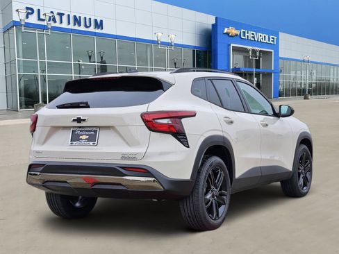 New 2026 Chevrolet Trax ACTIV w/ Sunroof Package image 5