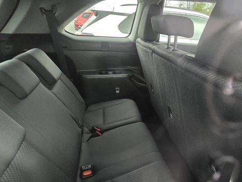 Used 2019 Toyota Highlander LE image 14